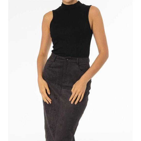 SAGE THE LABEL Tops - NEW SAGE THE LABEL sleeveless mock neck top in black